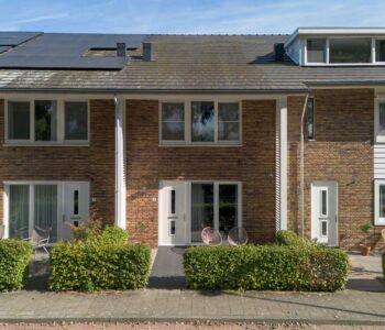 Hoofdafbeelding Burgemeester Folkertslaan 9