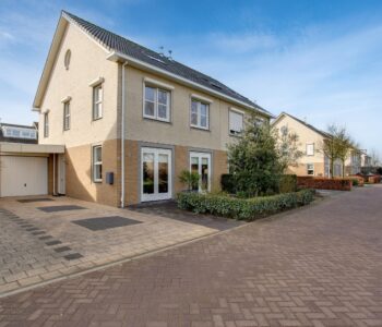 Hoofdafbeelding Vogelwikke 16